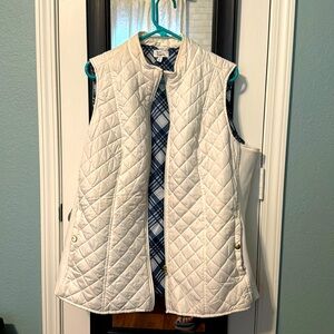 Kim Rogers 1x white puffer vest